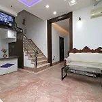 Oyo 9974 Hotel Taj Prince